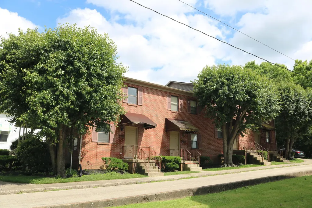 382 W Main Street Carlisle KY 40311