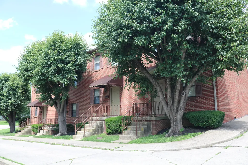 382 W Main Street Carlisle KY 40311