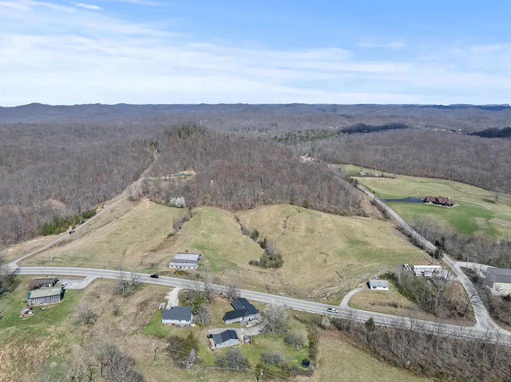 7220 Flemingsburg Road Morehead KY 40351