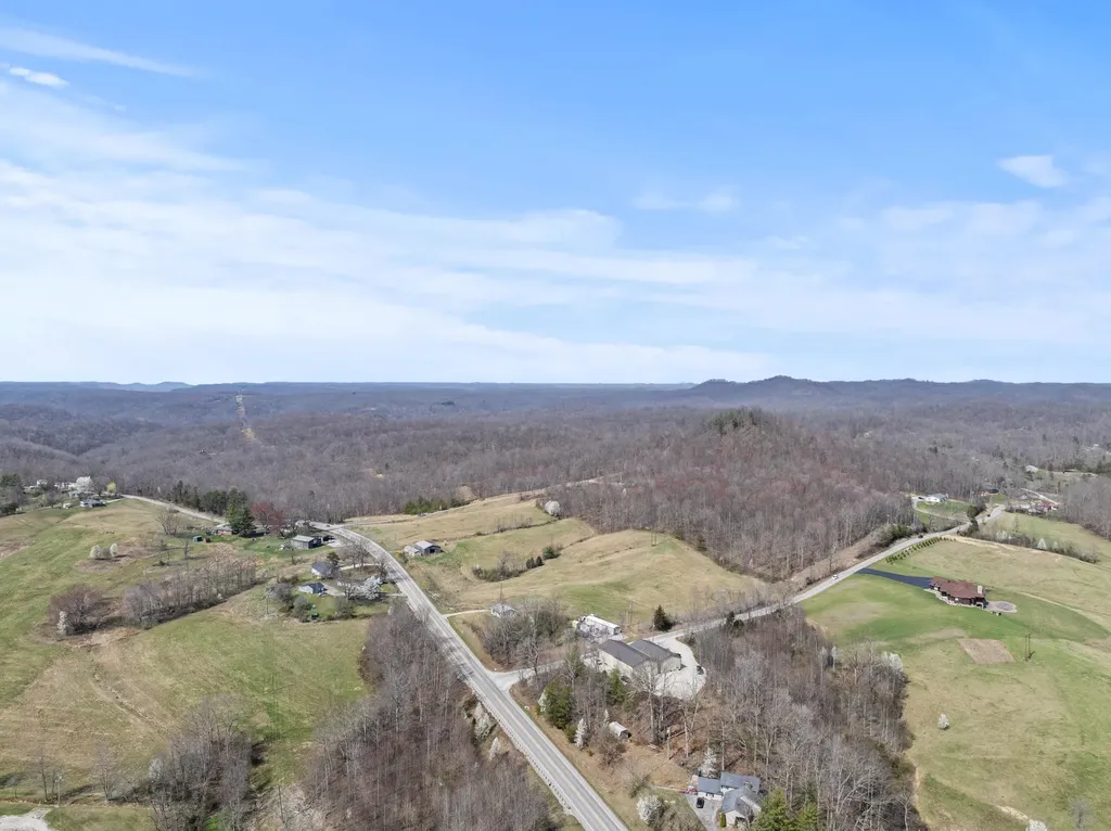 7220 Flemingsburg Road Morehead KY 40351