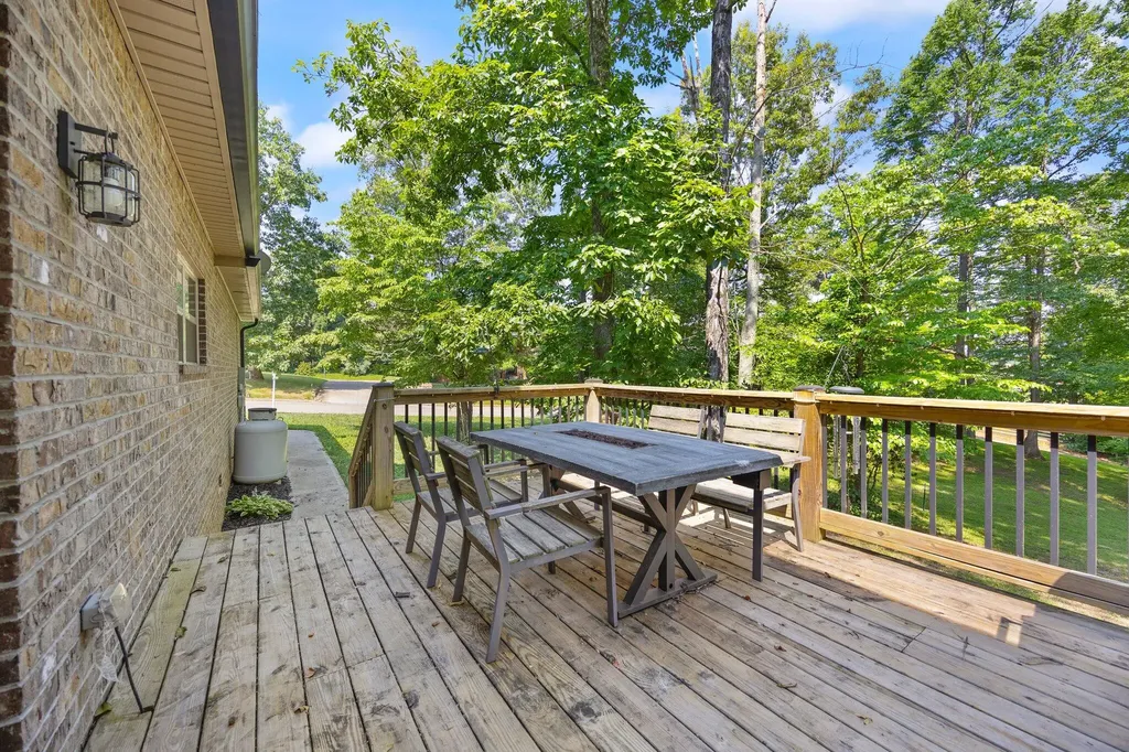 162 Summer Breeze Drive Somerset KY 42503