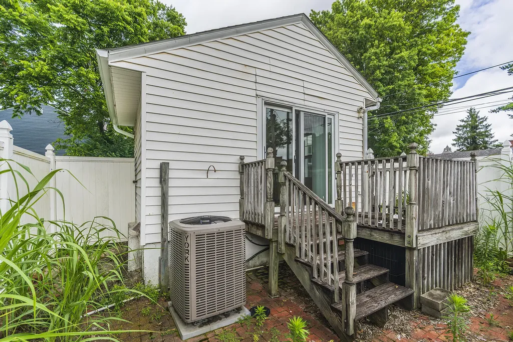 304 Wellington Court Richmond KY 40475