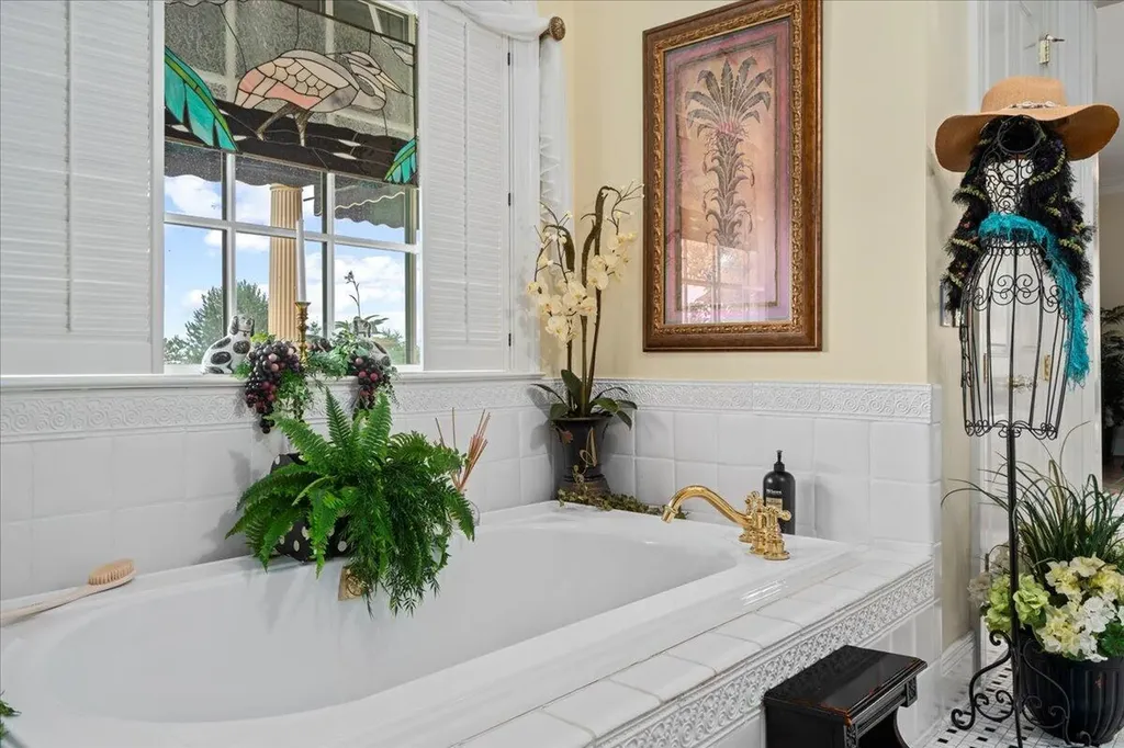 5045 Van Meter Road Winchester KY 40391