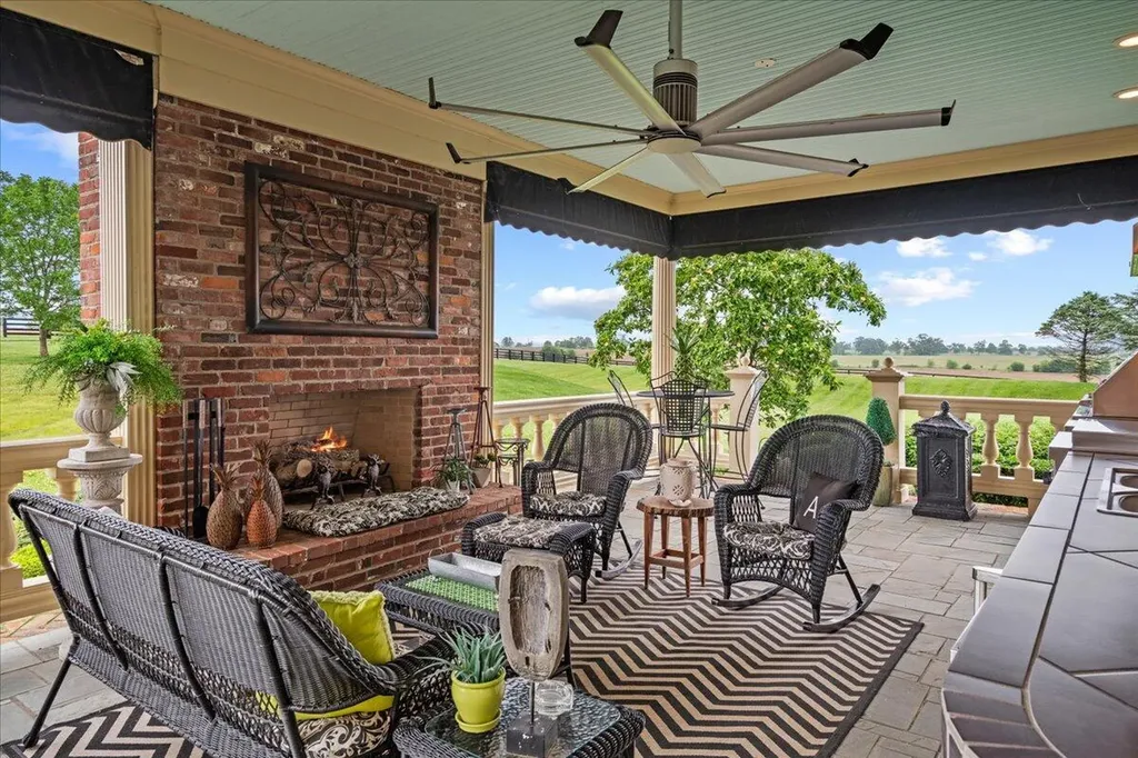5045 Van Meter Road Winchester KY 40391