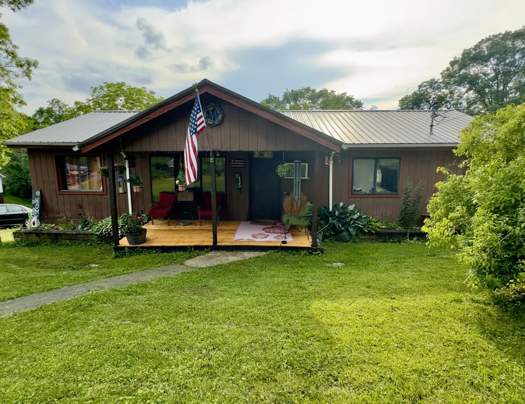 135 Mt Hope Road Morehead KY 40351