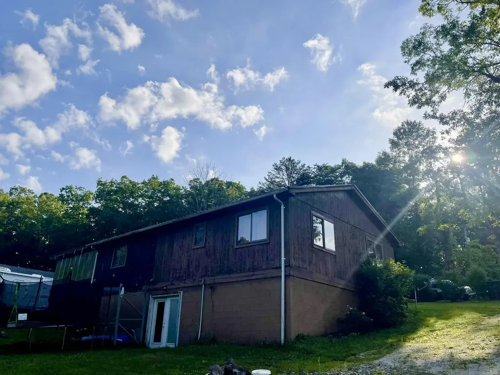 135 Mt Hope Road Morehead KY 40351
