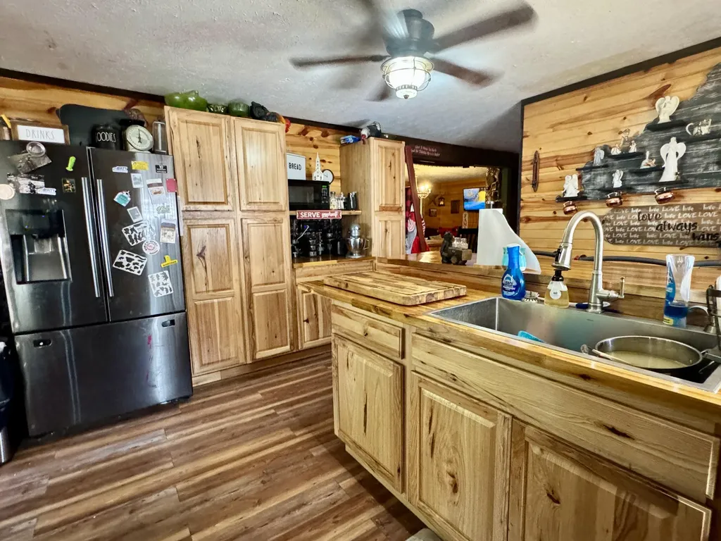 135 Mt Hope Road Morehead KY 40351
