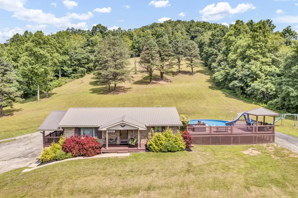 72 Blevins Lane Vanceburg KY 41179