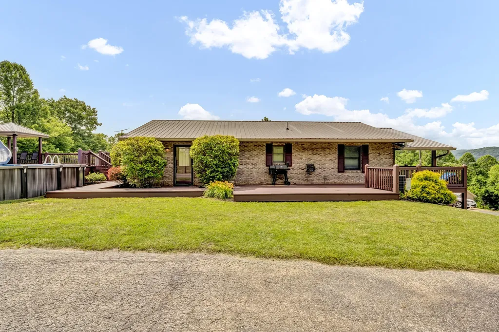72 Blevins Lane Vanceburg KY 41179