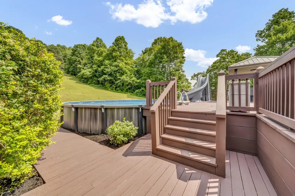 72 Blevins Lane Vanceburg KY 41179
