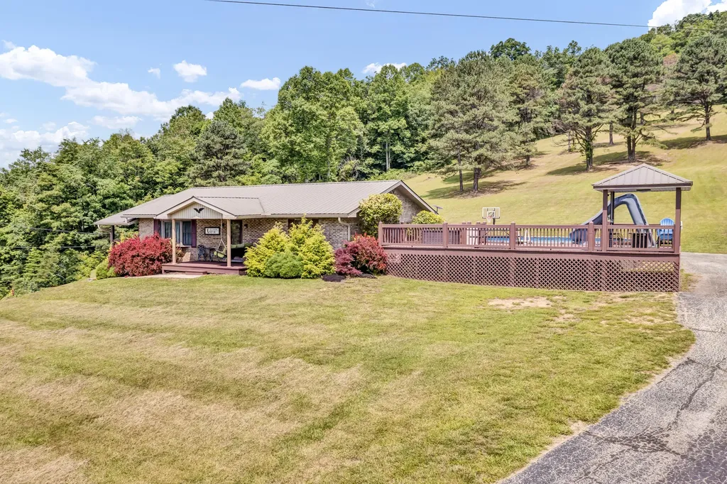 72 Blevins Lane Vanceburg KY 41179