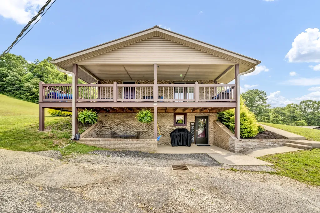 72 Blevins Lane Vanceburg KY 41179