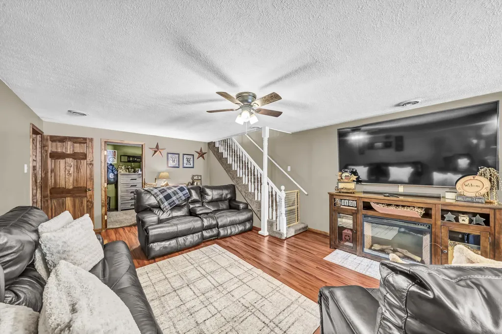 72 Blevins Lane Vanceburg KY 41179