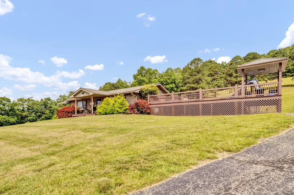 72 Blevins Lane Vanceburg KY 41179