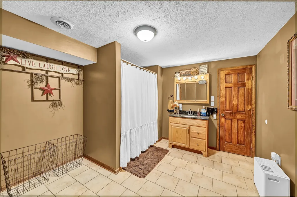 72 Blevins Lane Vanceburg KY 41179