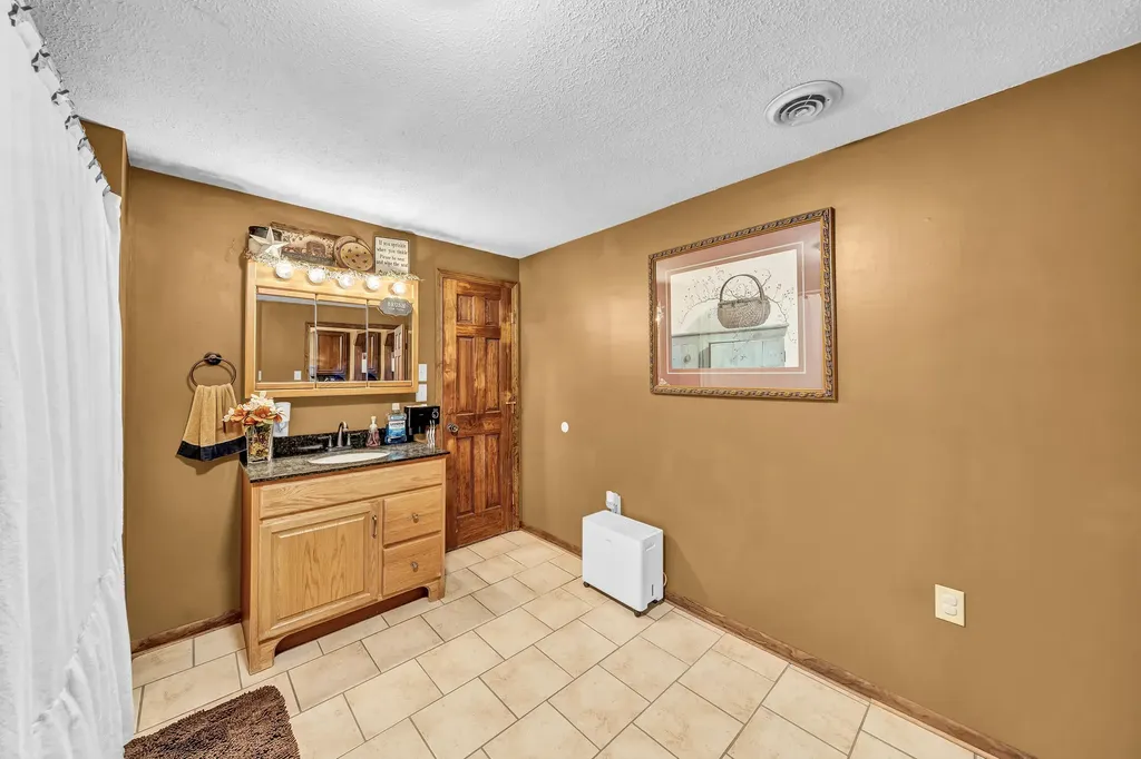 72 Blevins Lane Vanceburg KY 41179