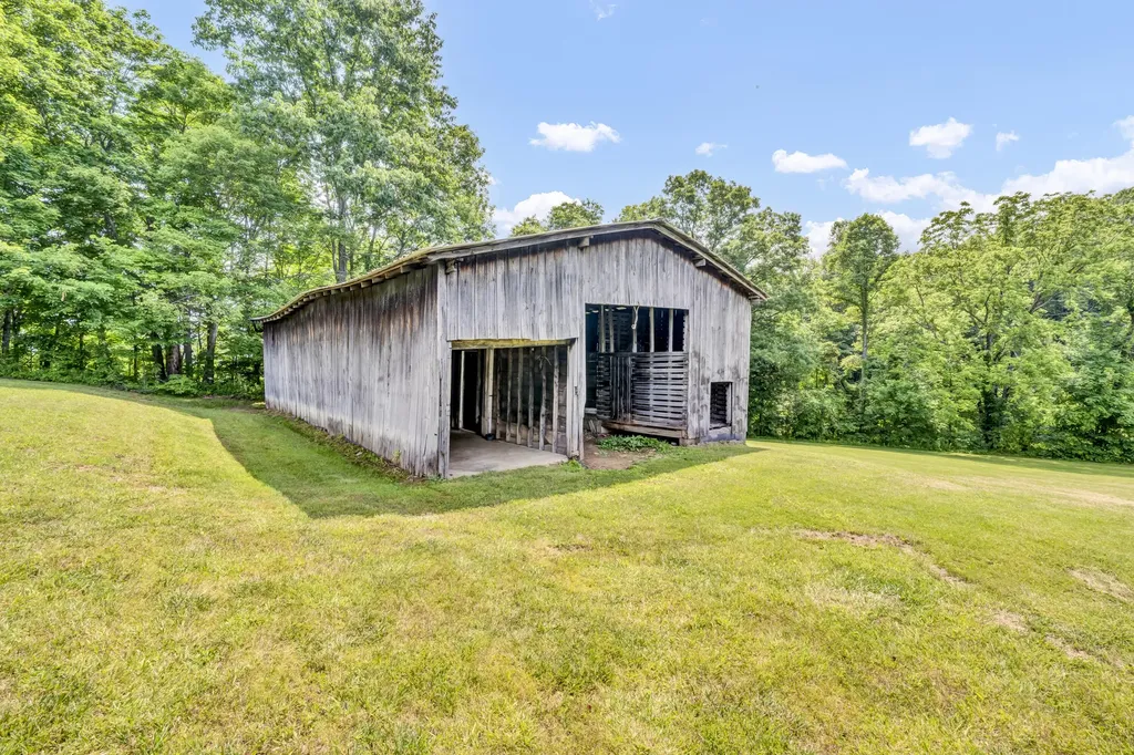 72 Blevins Lane Vanceburg KY 41179