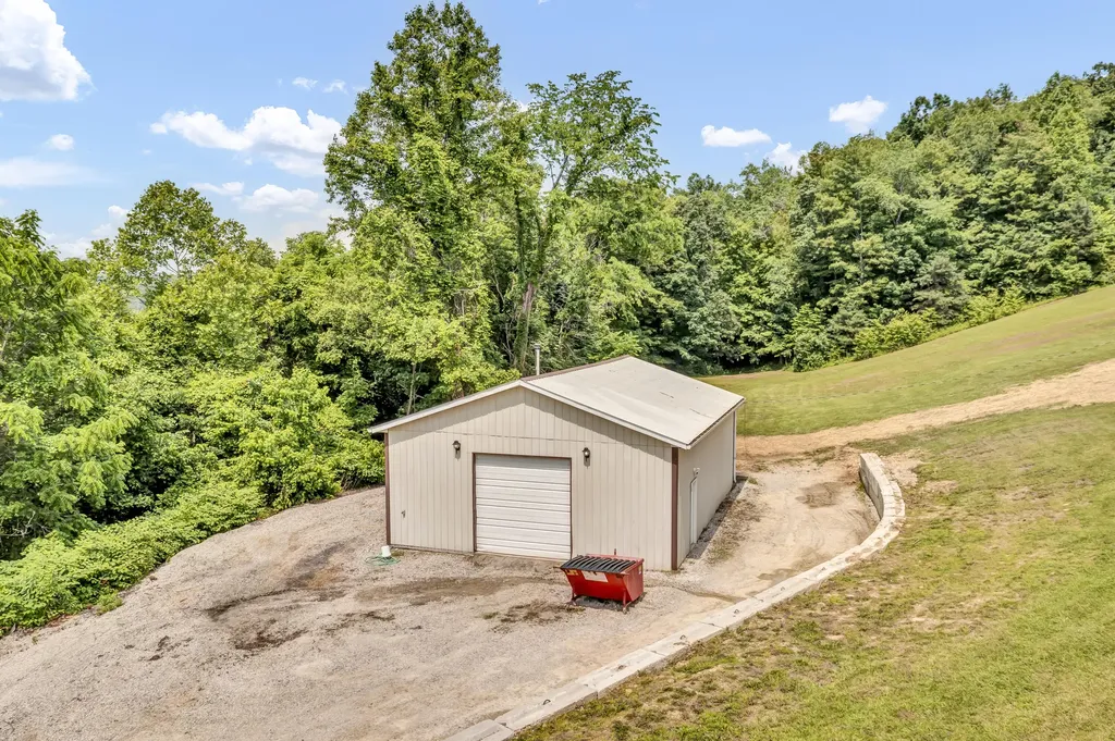 72 Blevins Lane Vanceburg KY 41179
