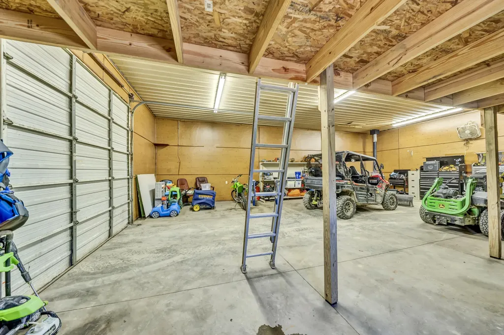 72 Blevins Lane Vanceburg KY 41179