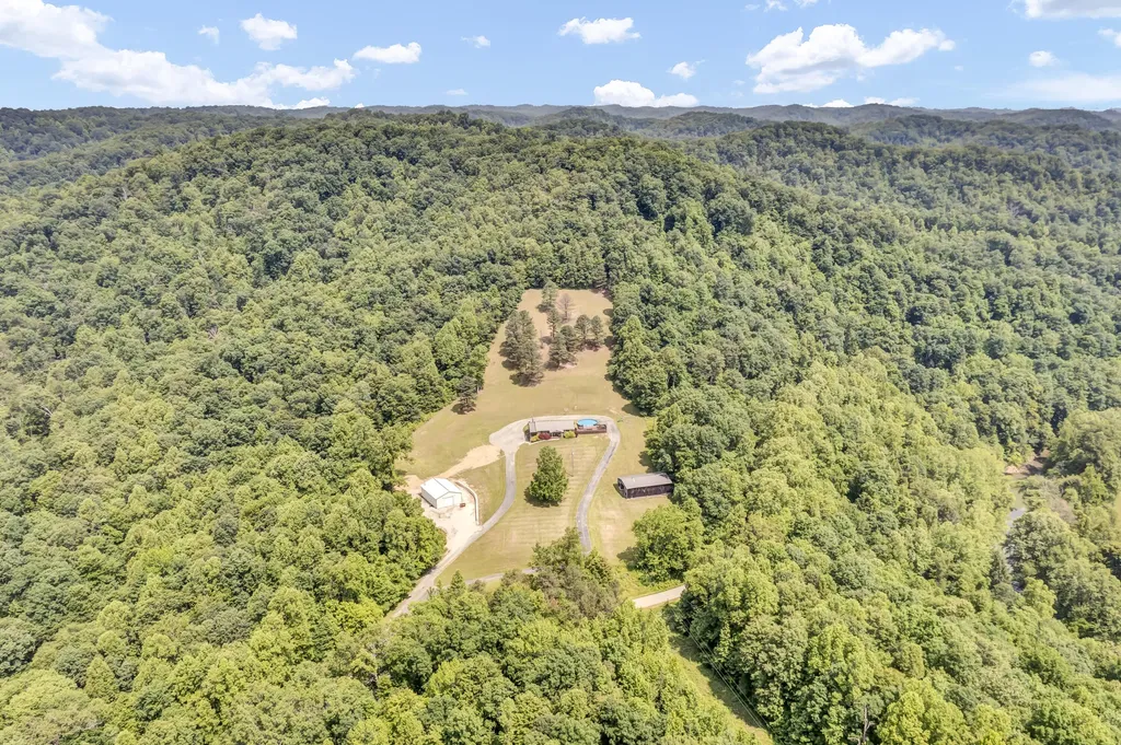 72 Blevins Lane Vanceburg KY 41179