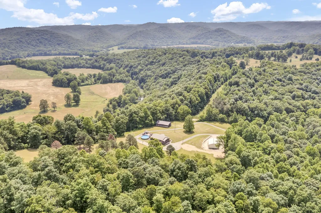 72 Blevins Lane Vanceburg KY 41179