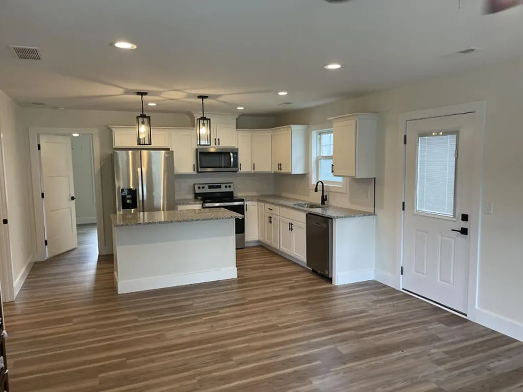 118 Highway 1611 Russell Springs KY 42642
