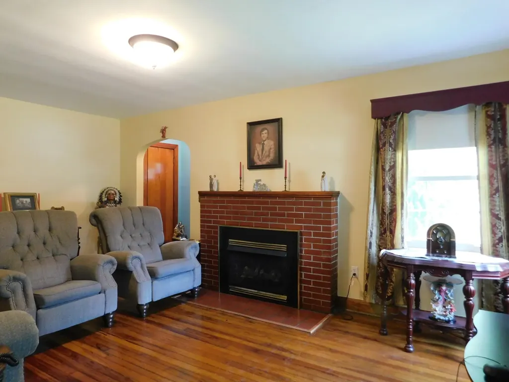 15718 Highway 522 Cumberland KY 40823