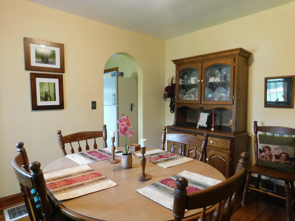 15718 Highway 522 Cumberland KY 40823