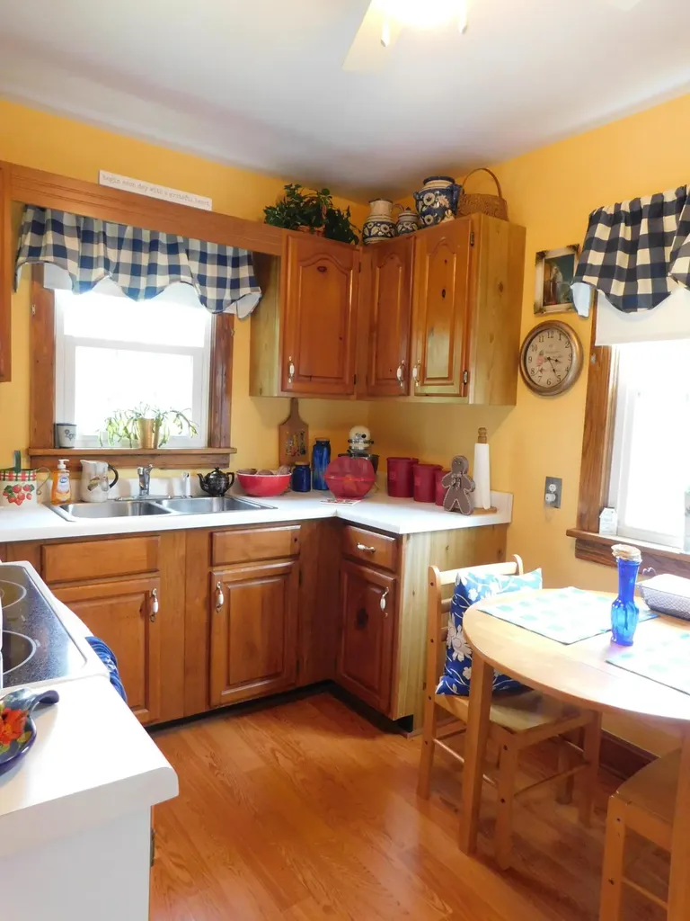 15718 Highway 522 Cumberland KY 40823