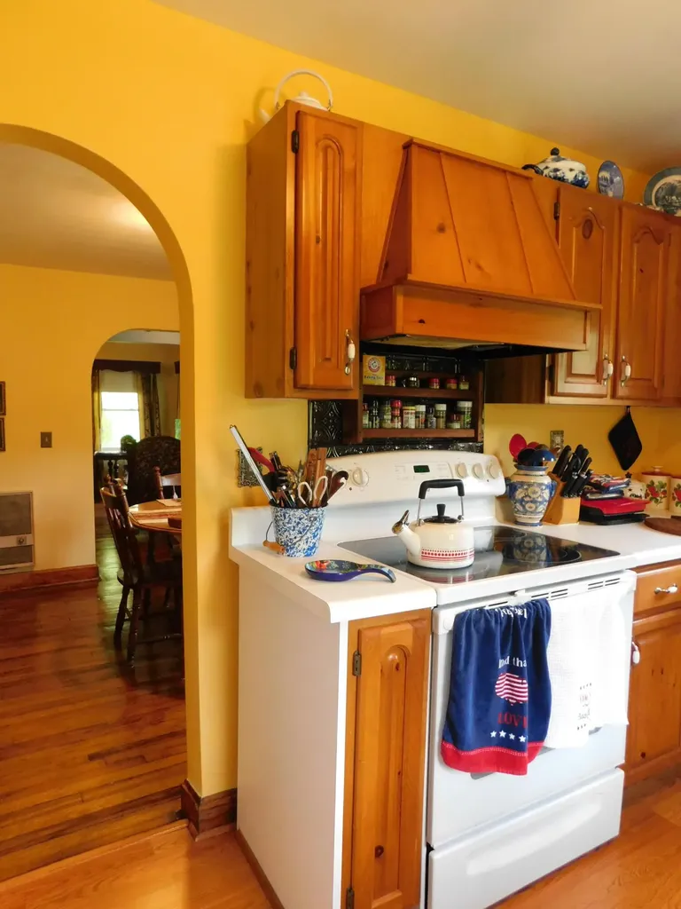 15718 Highway 522 Cumberland KY 40823