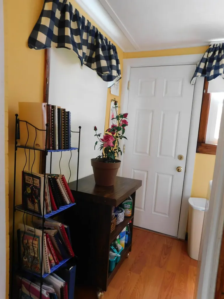 15718 Highway 522 Cumberland KY 40823