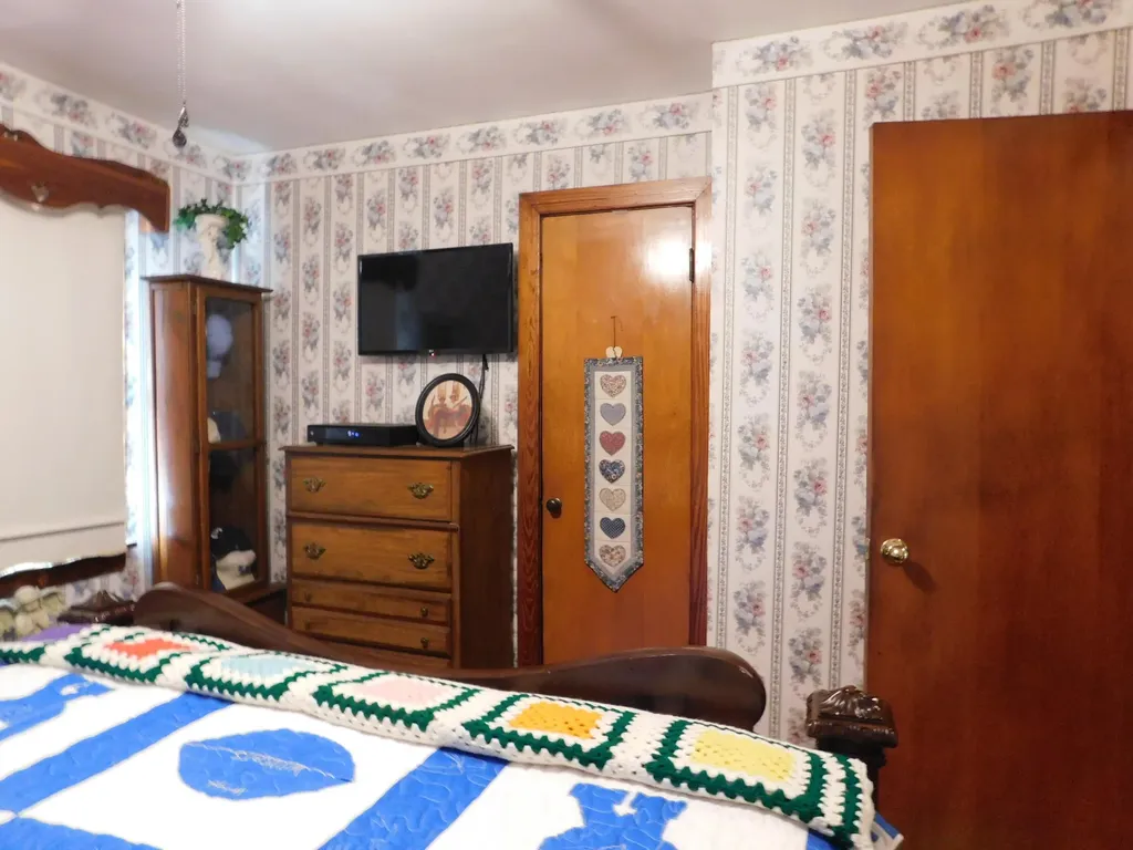 15718 Highway 522 Cumberland KY 40823