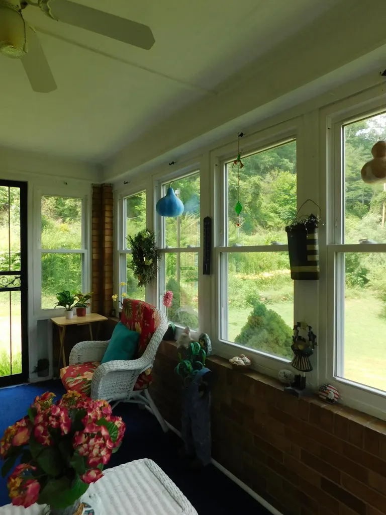 15718 Highway 522 Cumberland KY 40823