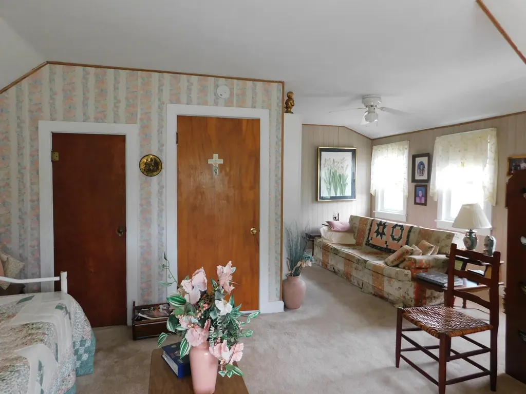 15718 Highway 522 Cumberland KY 40823