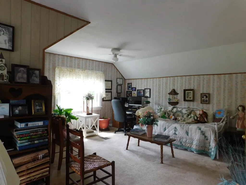 15718 Highway 522 Cumberland KY 40823