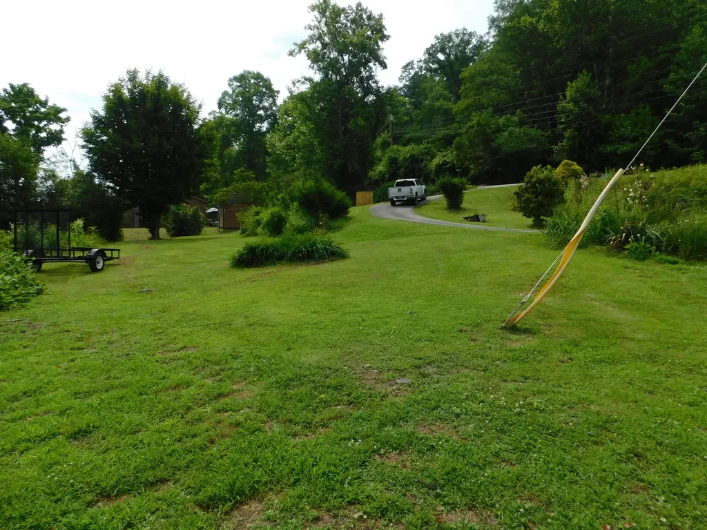 15718 Highway 522 Cumberland KY 40823