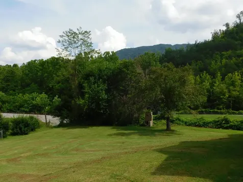 15718 Highway 522 Cumberland KY 40823