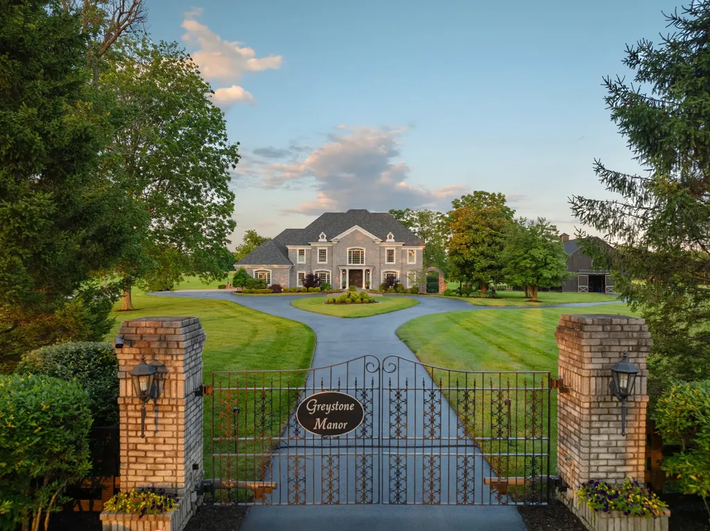 Lexington KY, 3274 N Cleveland Road