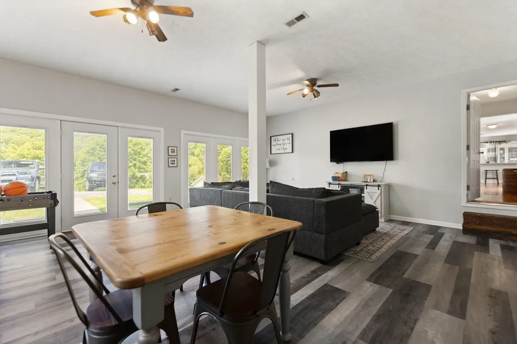 185 Pine Mountain Estate Road Pineville KY 40977