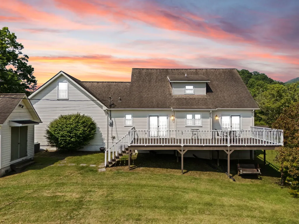 185 Pine Mountain Estate Road Pineville KY 40977