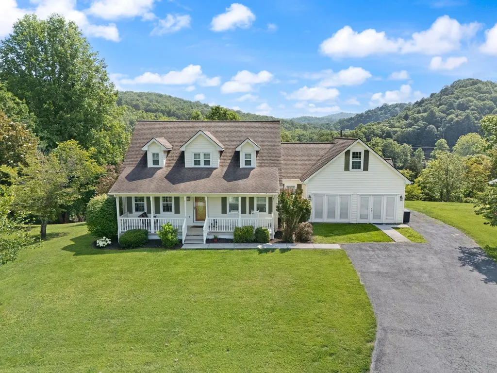 185 Pine Mountain Estate Road Pineville KY 40977