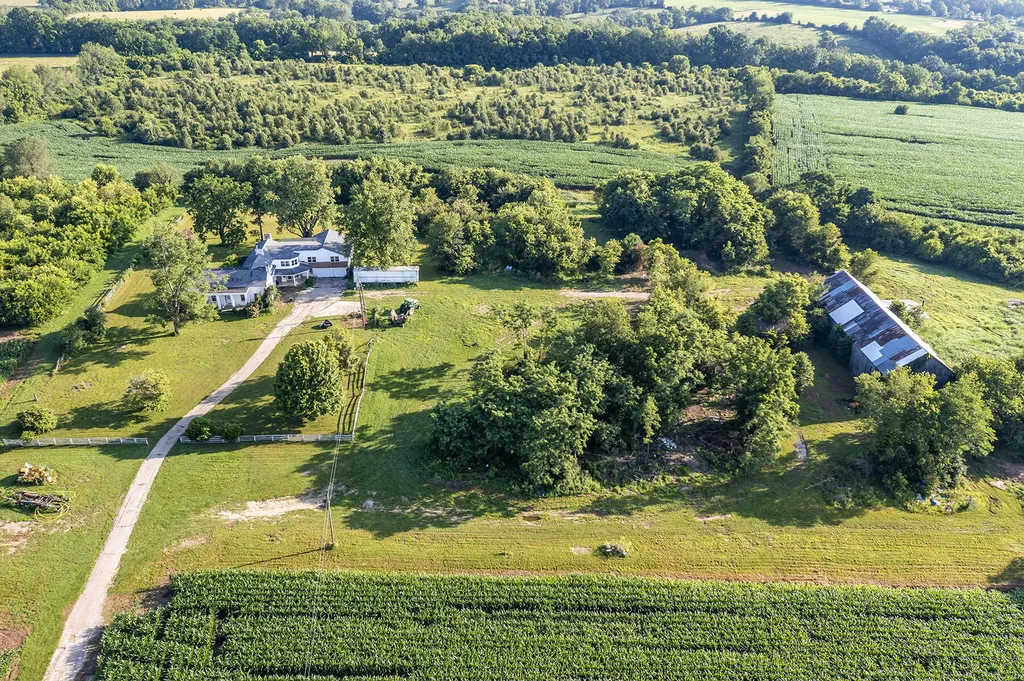 6481 Old Richmond Road Lexington KY 40515