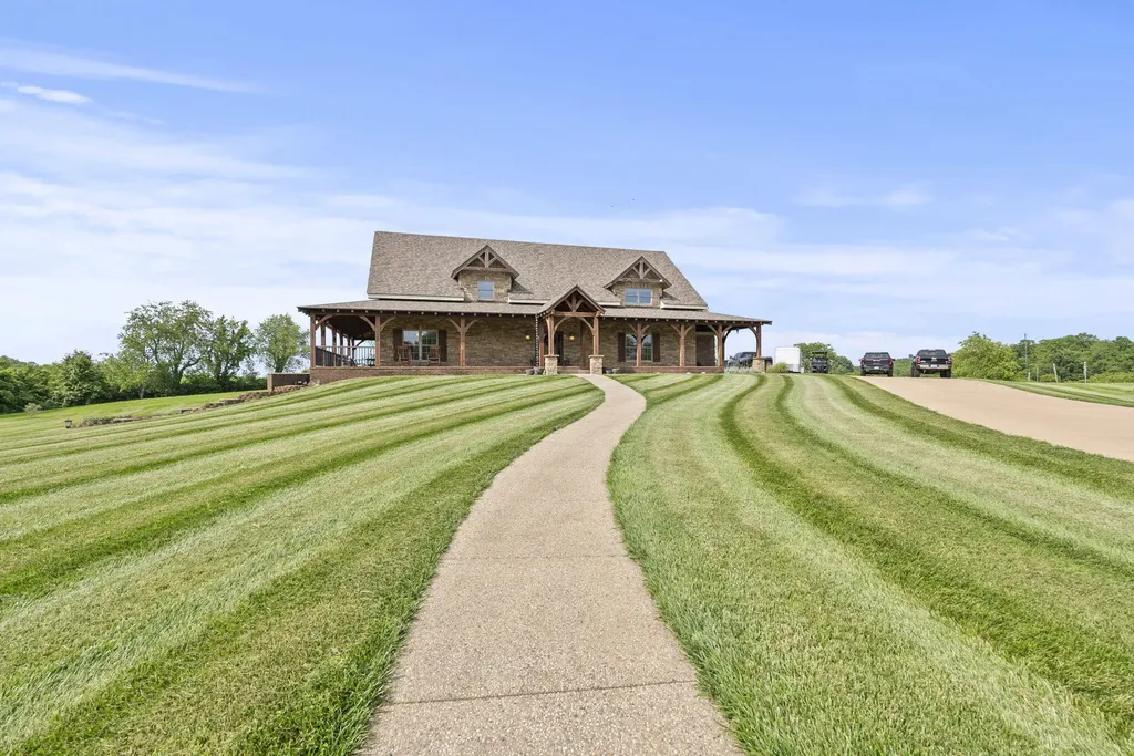 4111 Stanford Road Danville KY 40422