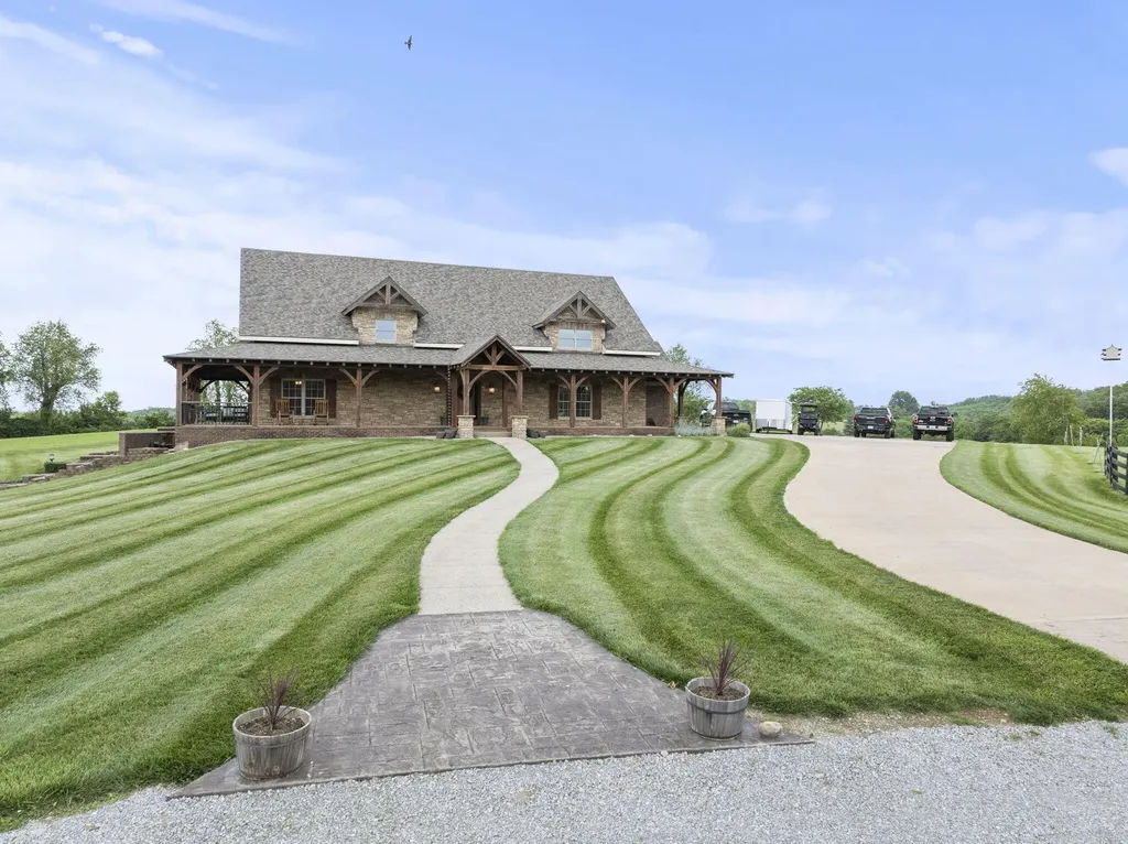 4111 Stanford Road Danville KY 40422