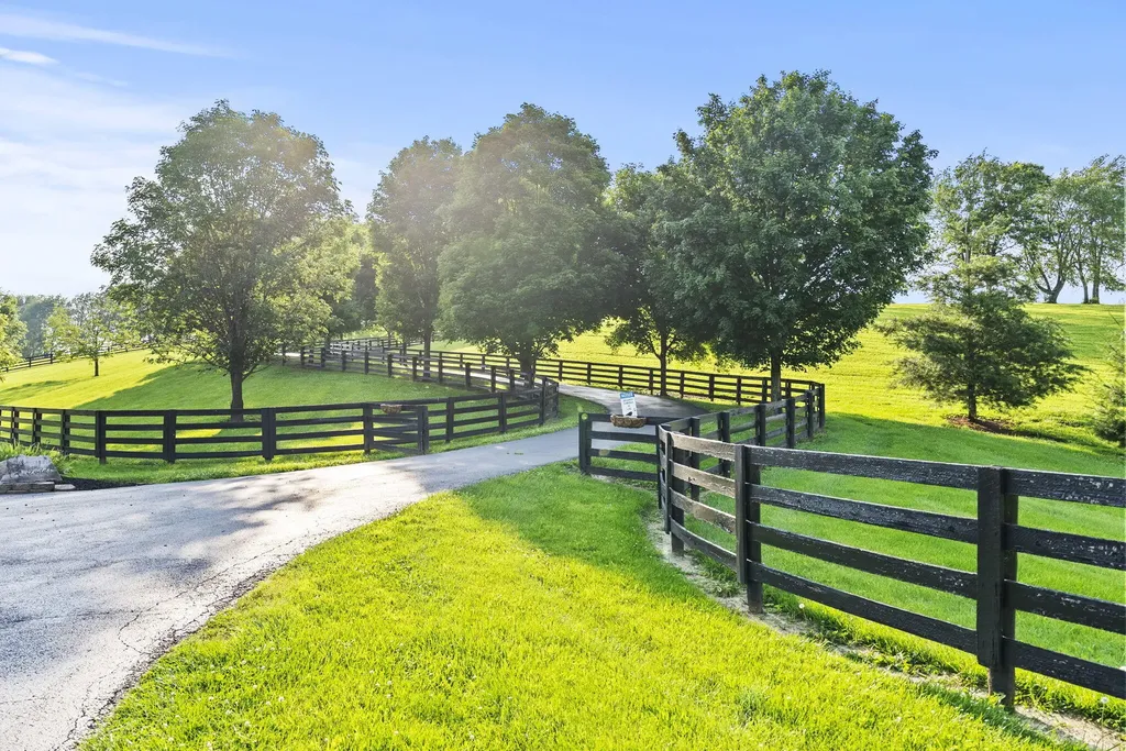 4111 Stanford Road Danville KY 40422