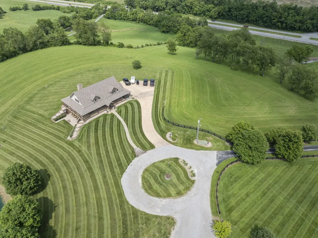 4111 Stanford Road Danville KY 40422