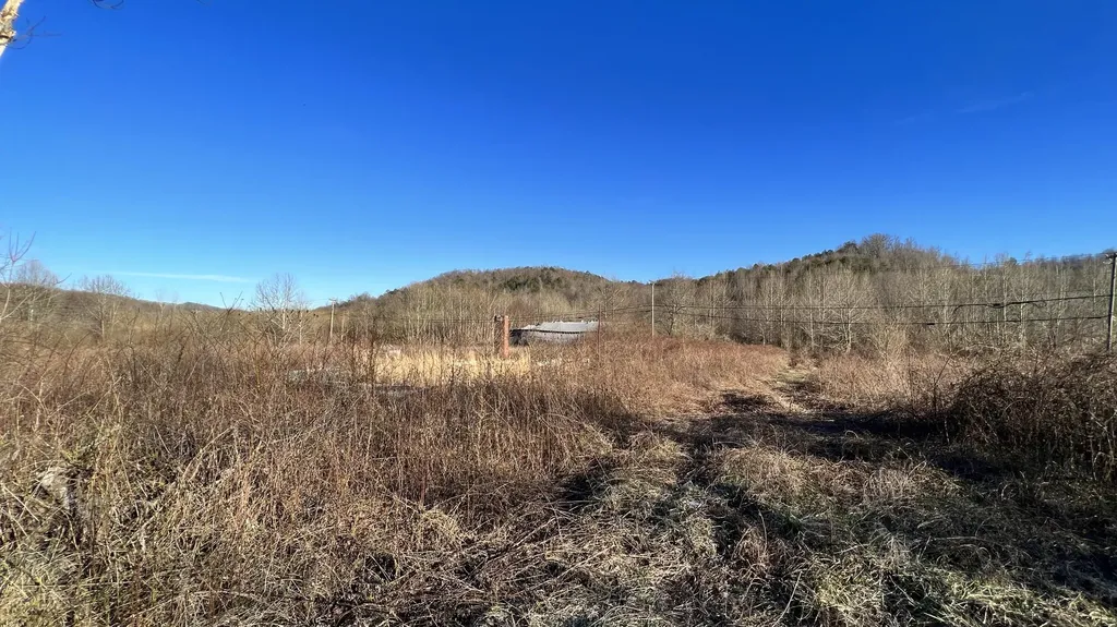 9154 Highway 26 Rockholds KY 40759