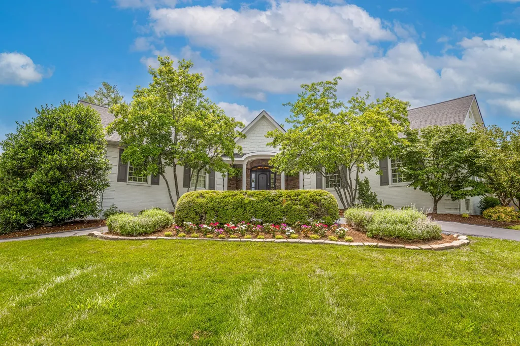 649 Lakeshore Drive Lexington KY 40502