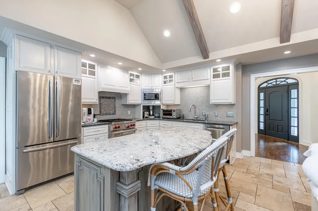 649 Lakeshore Drive Lexington KY 40502