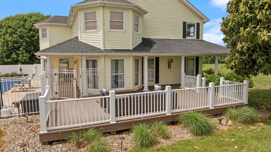 2295 Ky-92 Jamestown KY 42629